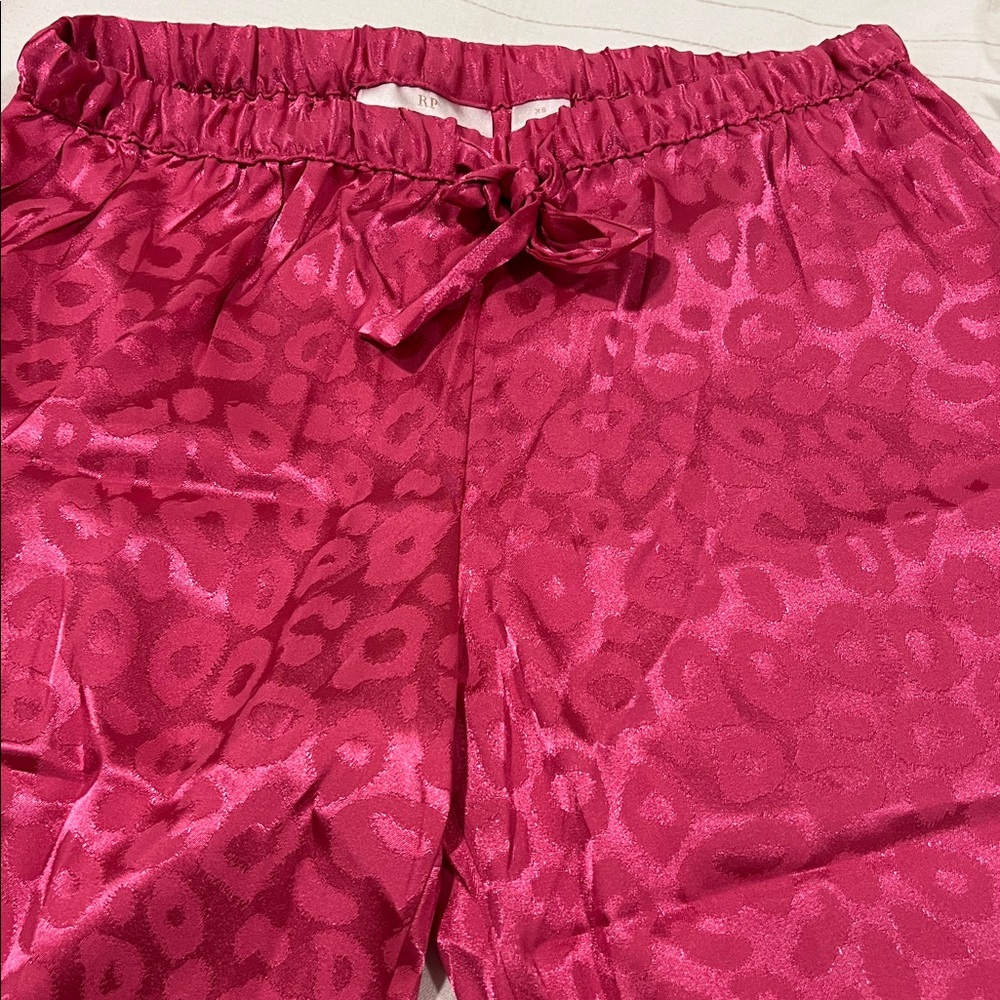 NWT Rachel Parcell Satin Jacquard Cheetah Long Sleeve Pajama Set Hot Pink XS - Picture 13 of 15